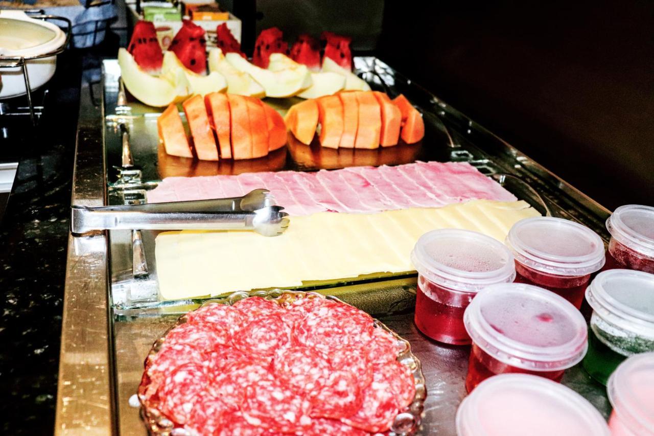 Paris Hotel 바헤이라스 외부 사진